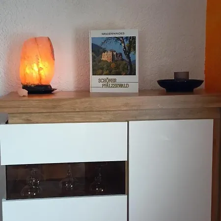 Blaue Oase, Netflix, Massagesessel, Whirlpool Badewanne